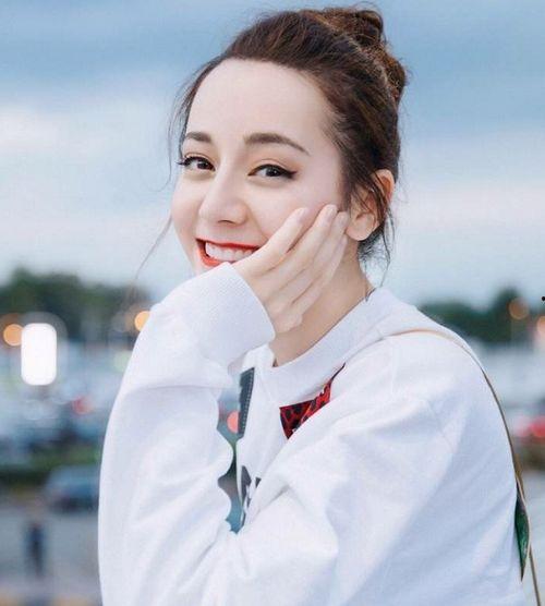 热巴最新爆料,揭秘娱乐圈幕后真相  第2张